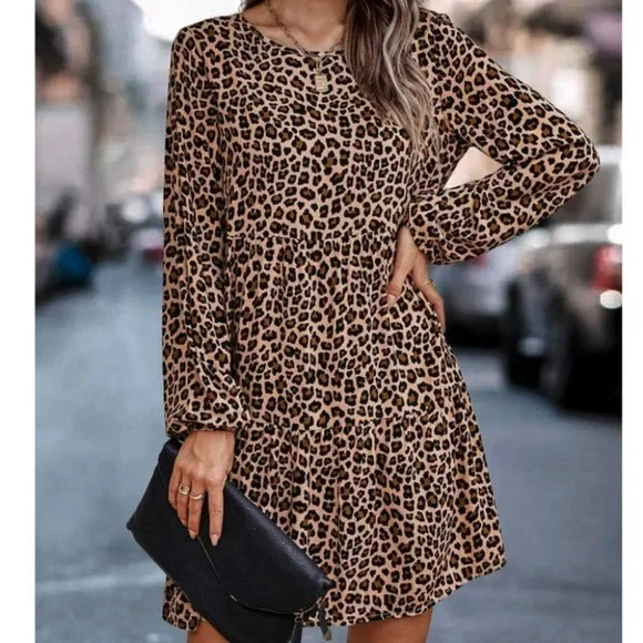 Keyhole Back Ruffle Hem Smock Leopard Print Dress - Picture 2 of 4